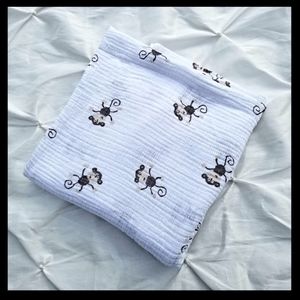 Aden+Anais • Monkey Blanket